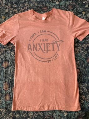 Dusty Coral Graphic Crewneck Tee